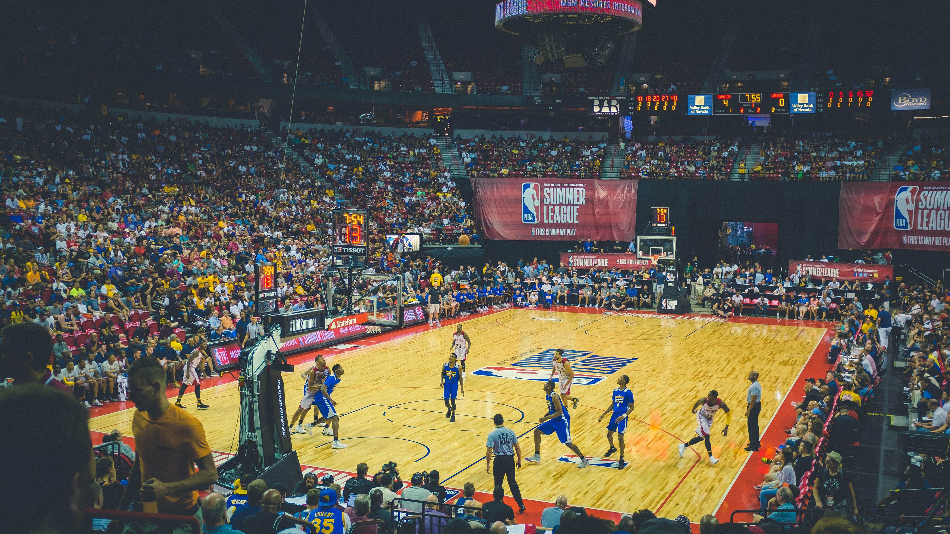 多特蒙德士气爆棚，夏季联赛首回合遇上莱比锡，目标明确直指晋级